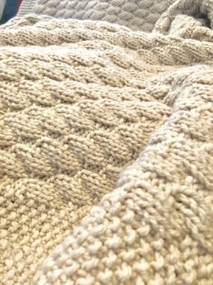 Knitted pattern / Πατρόν για πλεκτό