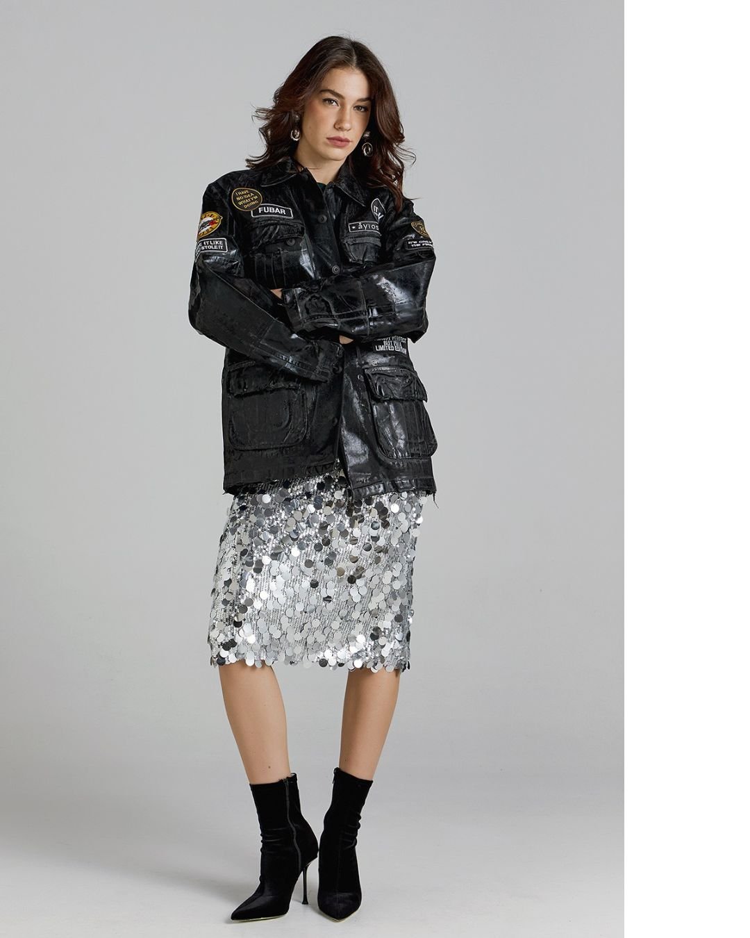 AYIOS Foil Jacket Black – Unisex statement τζάκετ με γυαλιστερό φινίρισμα και ζωγραφισμένα patches