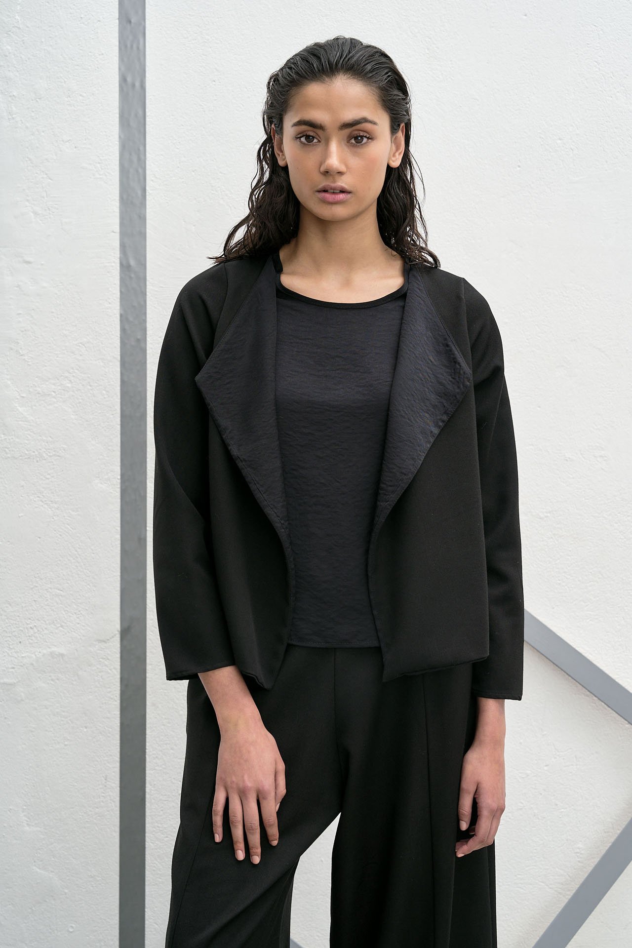 ANDORA ΜΠΛΟΥΖΑ