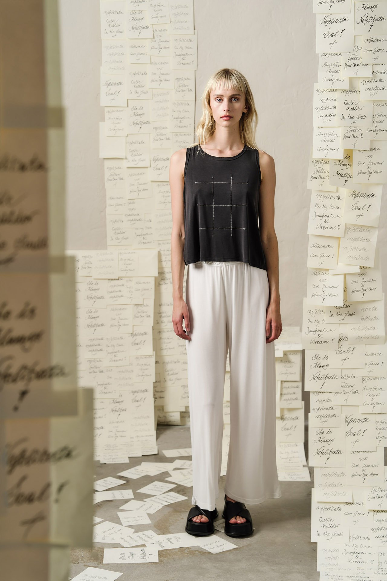 DESIRE ΠΑΝΤΕΛΟΝΙ