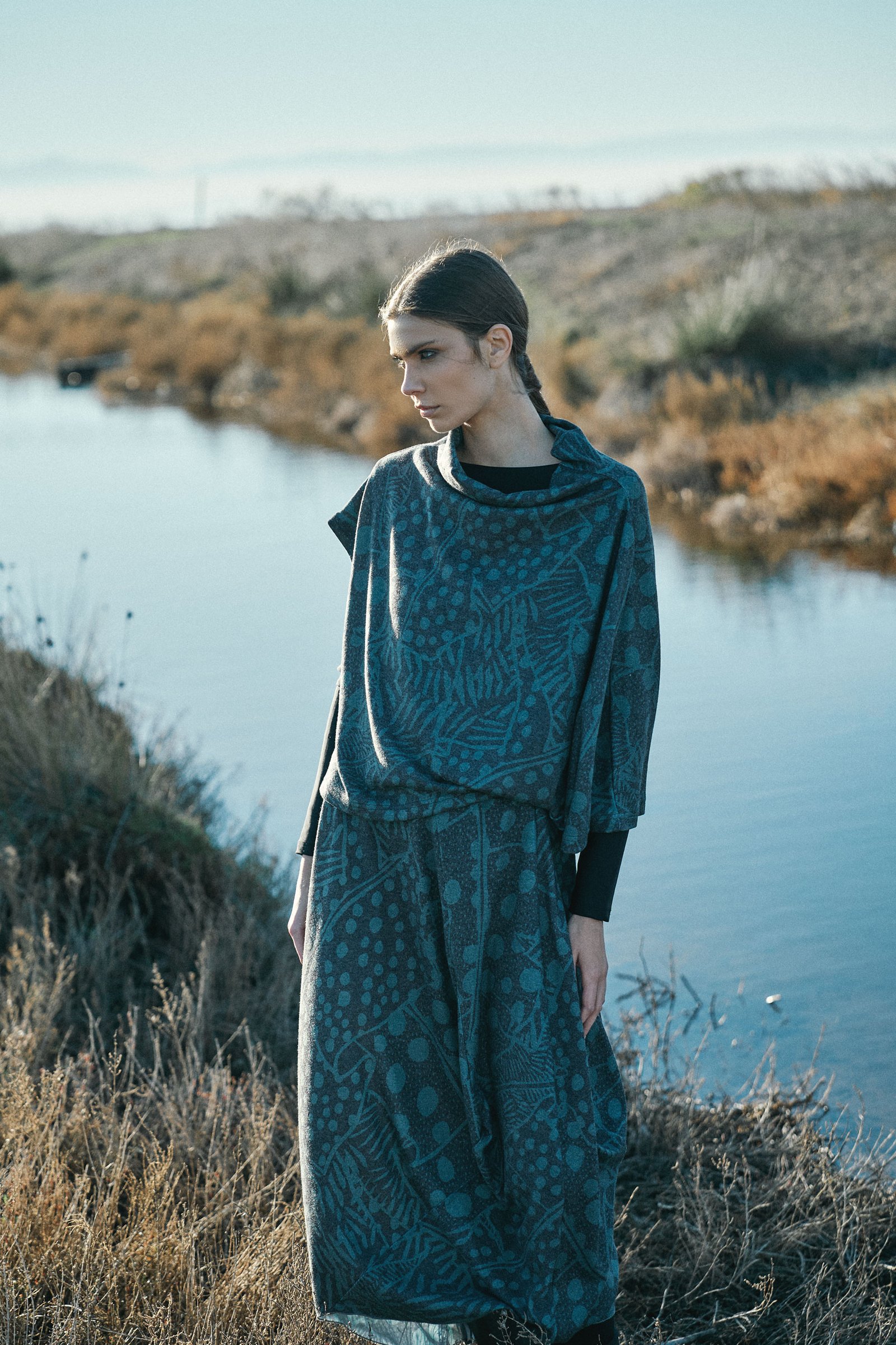 ANELLA ΜΠΛΟΥΖΑ