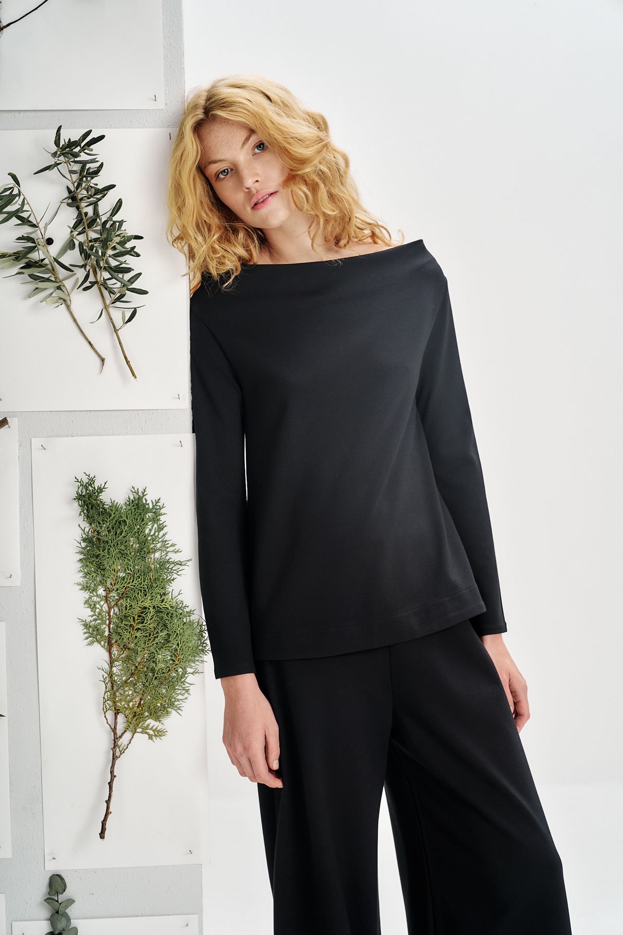 MYRTO ΜΠΛΟΥΖΑ