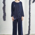 KASSANDRA ΜΠΛΟΥΖΑ