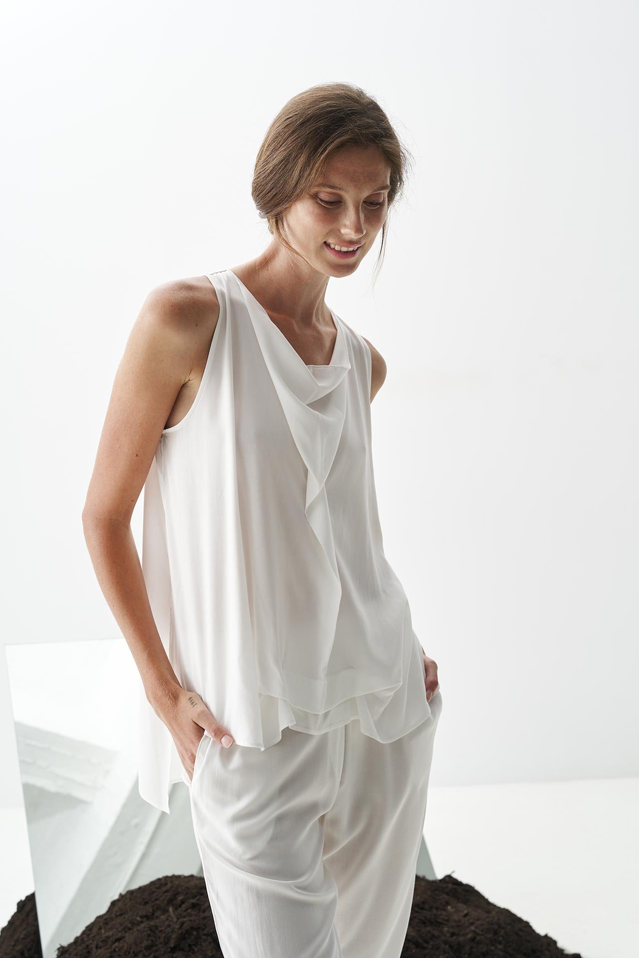 UNTOUCHED ΜΠΛΟΥΖΑ