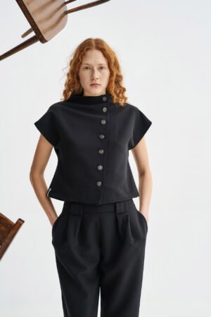 FICTIONAL ΜΠΛΟΥΖΑ