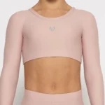 σε χρώμα Addict. Άνετη εφαρμογή από ανακυκλώσιμο ύφασμα* που απομακρύνει τον ιδρώτα και τέλεια στήριξη κατά την διάρκεια της προπόνησης. Απαλό και άνετο στην κίνηση. Σημείωση: Το μοντέλο της φωτογραφίας είναι 9 χρονών σε Μέγεθος: 10 *Ανακυκλώσιμο υλικό