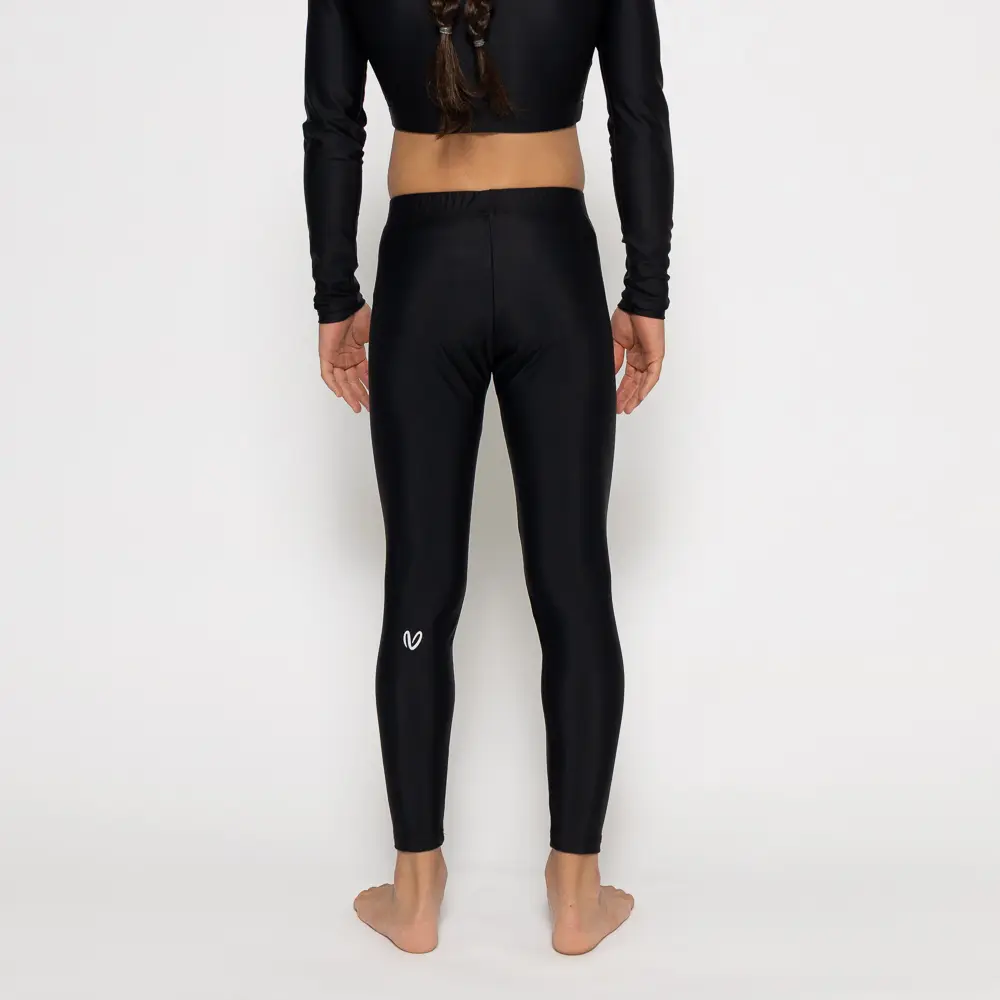 με λάστιχο στη μέση