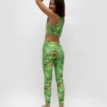 με λάστιχο στη μέση