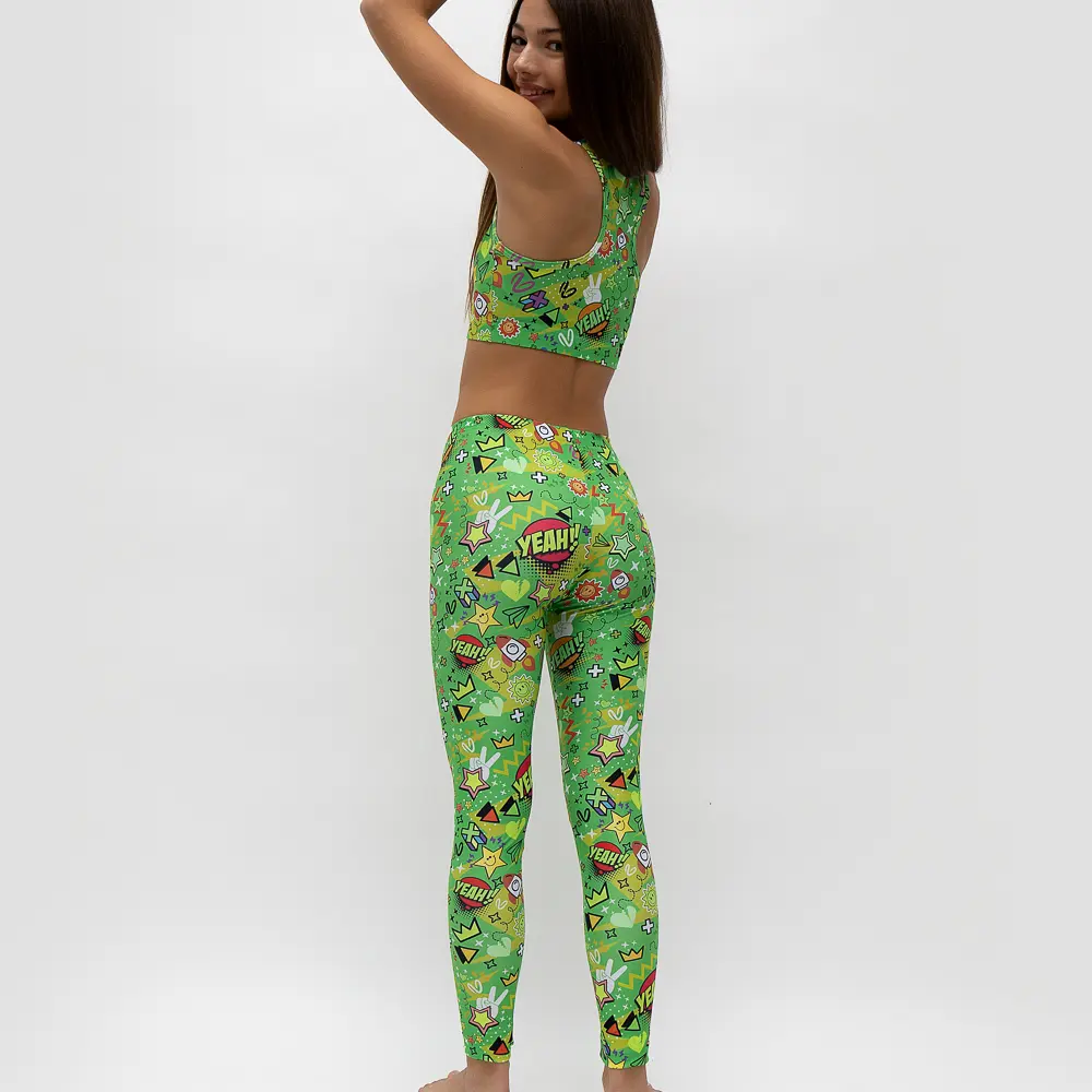 με λάστιχο στη μέση