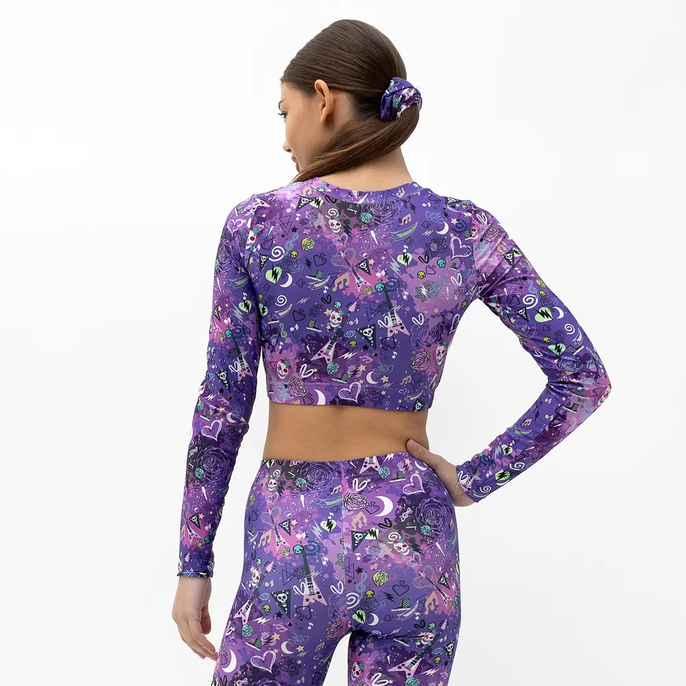 σε print DAS. Άνετη εφαρμογή από ανακυκλώσιμο ύφασμα* που απομακρύνει τον ιδρώτα και τέλεια στήριξη κατά την διάρκεια της προπόνησης. Απαλό και άνετο στην κίνηση. Σημείωση: Το μοντέλο της φωτογραφίας είναι Μέγεθος: 12 *Ανακυκλώσιμο υλικό