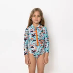 Το Soléa είναι ένα μαγιό που ακτινοβολεί φως. Ιδανικό για ανέμελες μέρες δίπλα στο νερό