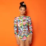 Παιδικό ολόσωμο μαγιό με μακριά μανίκια και φερμουάρ μπροστά