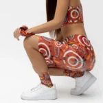 Κάλτσες σε print Glow υψηλής απόδοσης με τεχνολογία που αποτρέπει το αίσθημα κόλλησης