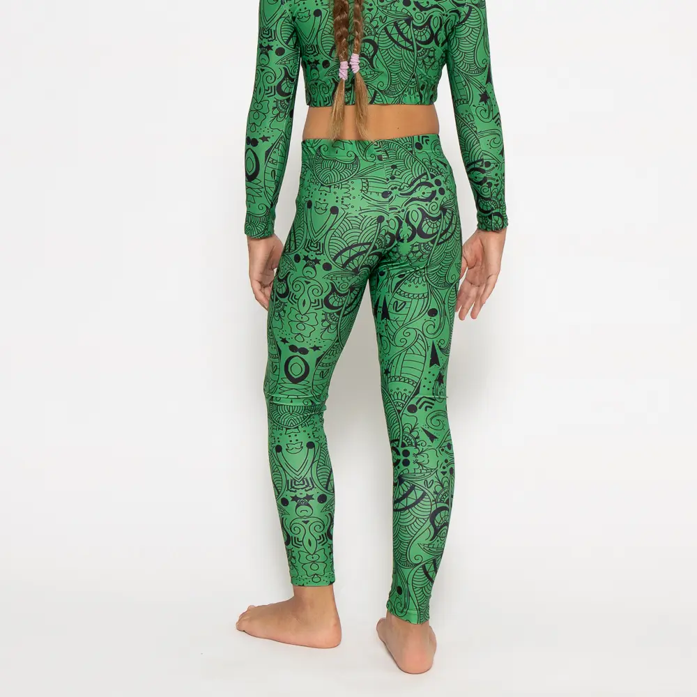 με λάστιχο στη μέση