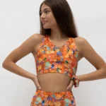 Τοπ με στρογγυλή λαιμόκοψη και αθλητική πλάτη