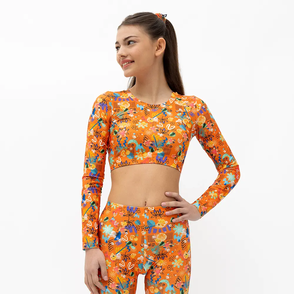 Μακρυμάνικο Τοπ με στρογγυλή λαιμόκοψη και κλειστή πλάτη