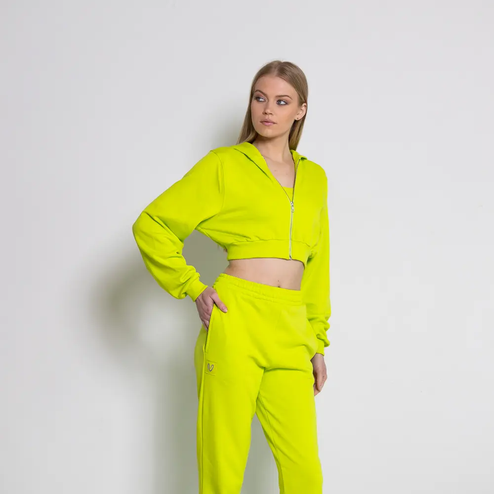 Το ⚡ Lume Cropped Zip Up Hoodie δεν είναι απλώς ένα φούτερ