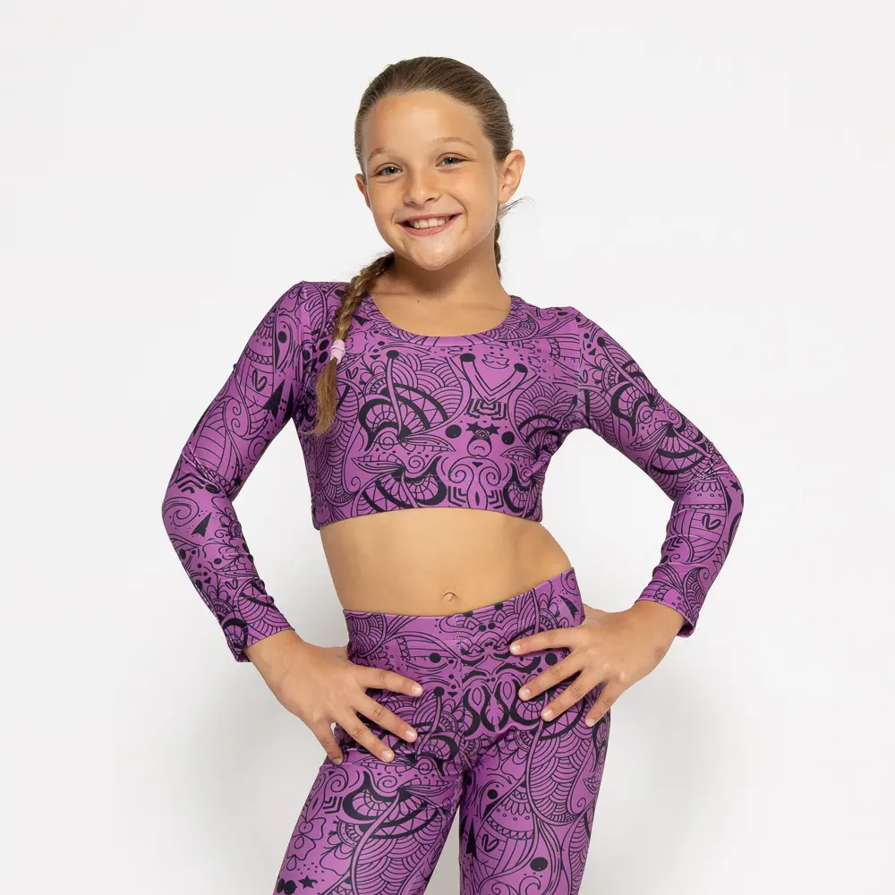 Μακρυμάνικο Τοπ με στρογγυλή λαιμόκοψη και κλειστή πλάτη