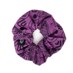 Κοκαλάκι για τα μαλλιά σε print Purple Totemia. *Ανακυκλώσιμο υλικό