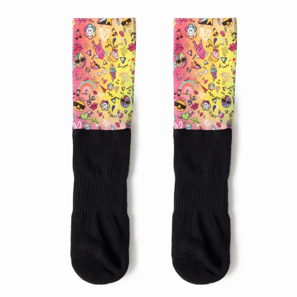 στεγνώνει γρηγορότερα από άλλα υφάσματα και διατηρεί το σώμα αξιόπιστα δροσερό και στεγνό. Άνετη εφαρμογή από μαλακό βαμβάκι* που απομακρύνει τον ιδρώτα και παρέχει τέλεια στήριξη κατά την διάρκεια της προπόνησης. Σημείωση: Το μοντέλο της φωτογραφίας φοράει παπούτσι νούμερο 37 και είναι Μέγεθος: S (33-37) *Βαμβάκι μαλακό στην υφή