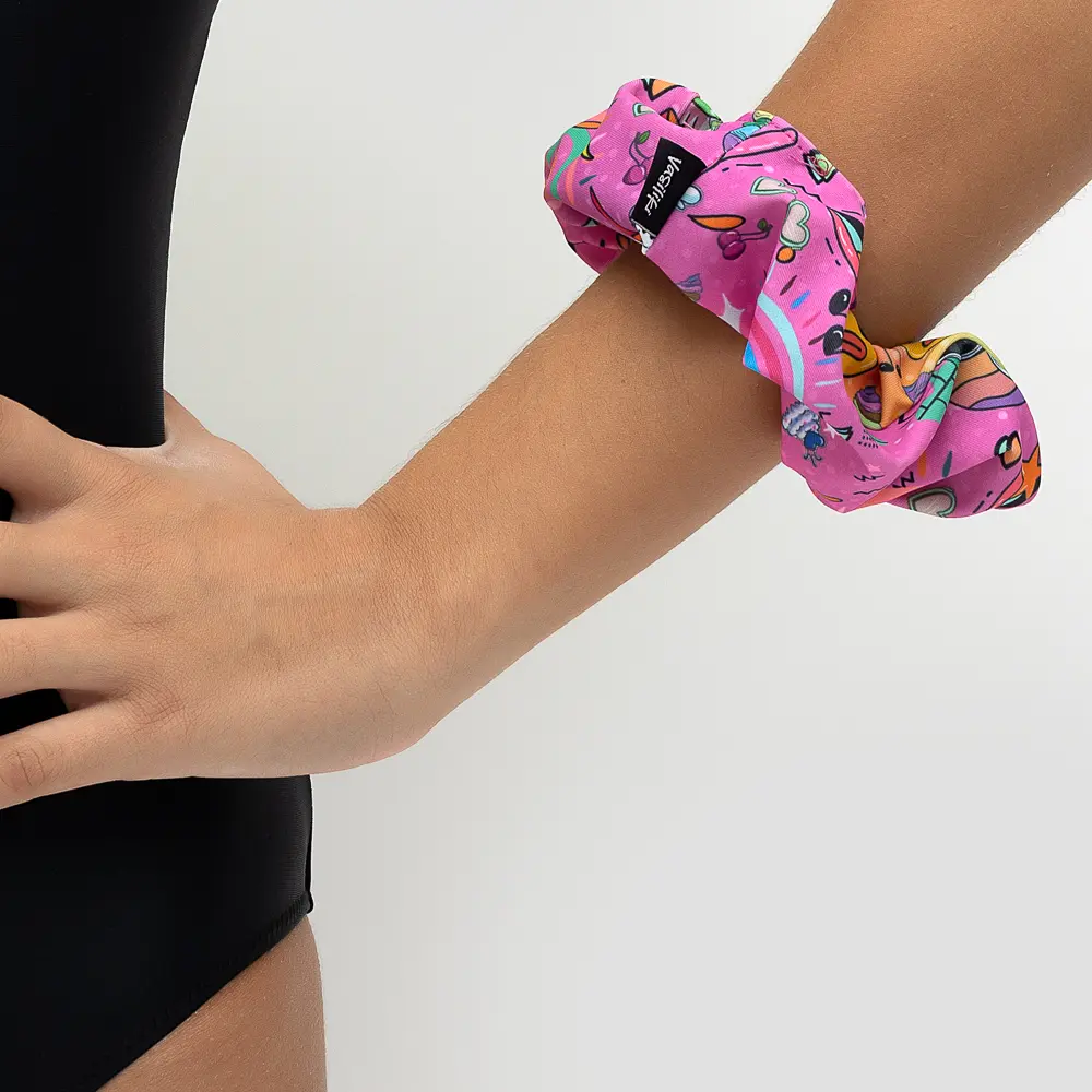 Κοκαλάκι για τα μαλλιά σε print RAINBOW. *Ανακυκλώσιμο υλικό