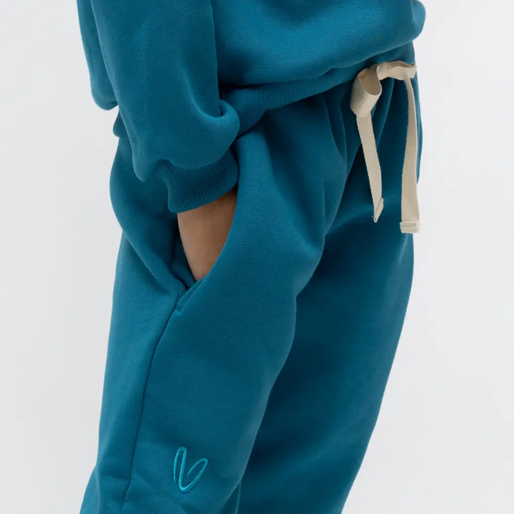 30% πολυεστέρας. Επάνω μέρος: Rib στρογγυλή λαιμόκοψη