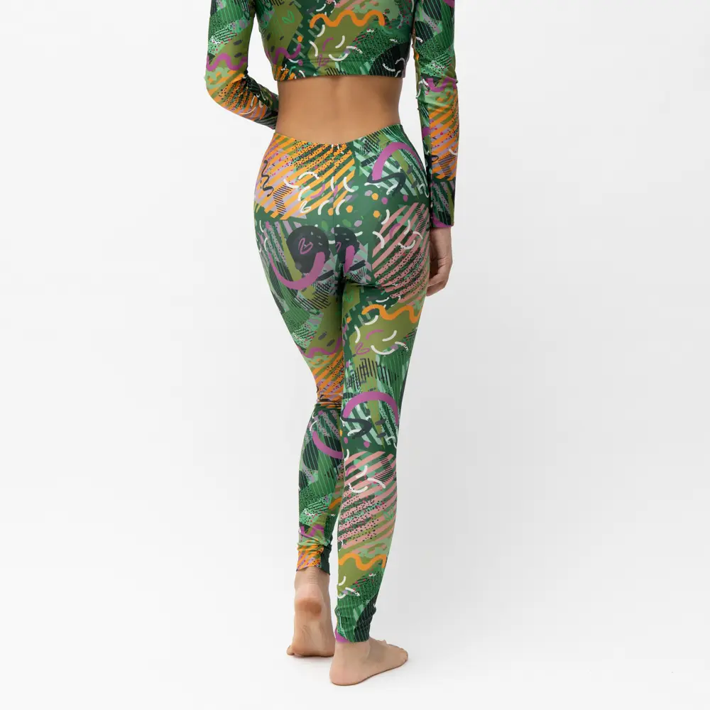 με λάστιχο στη μέση