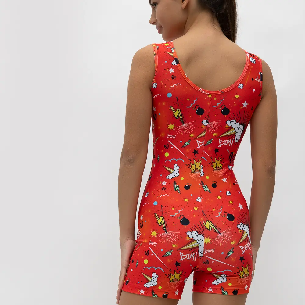 με πίσω ανοικτή πλάτη σχήματος U