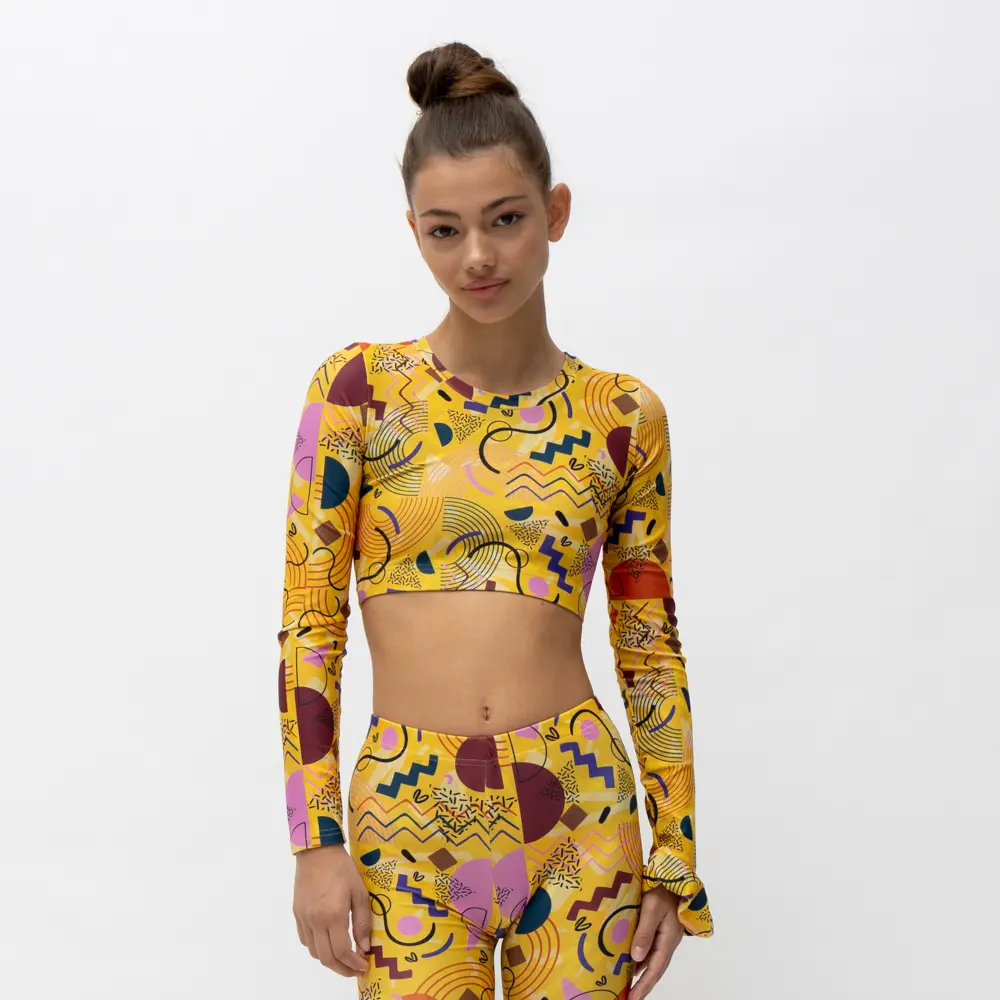 Μακρυμάνικο Τοπ με στρογγυλή λαιμόκοψη και κλειστή πλάτη