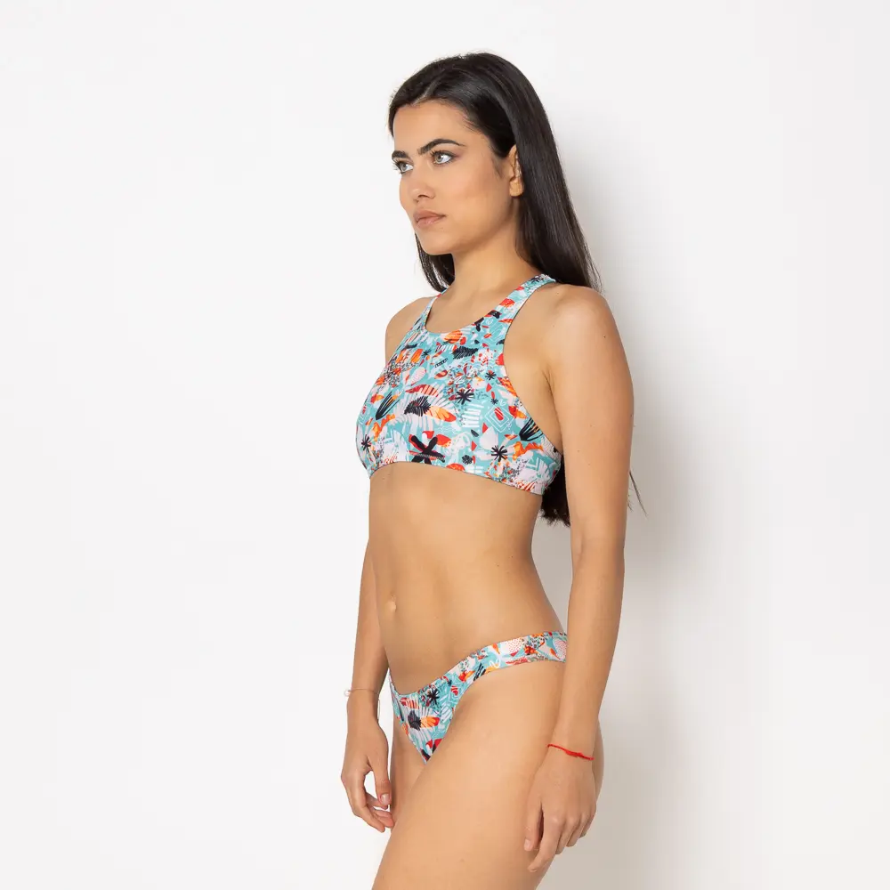 Το Soléa bikini set είναι για τις γυναίκες που ακτινοβολούν. Ελαφρύ