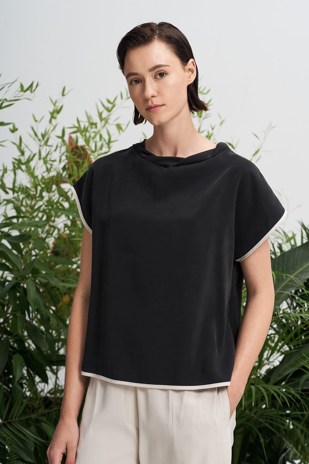 MARINA ΜΠΛΟΥΖΑ