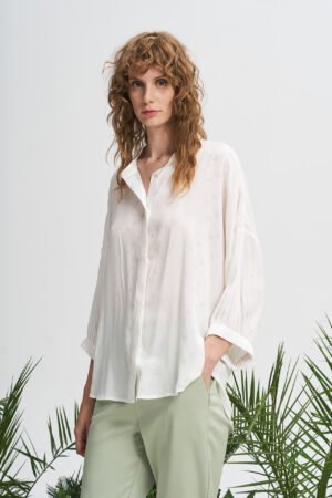 TESSA ΠΟΥΚΑΜΙΣΟ